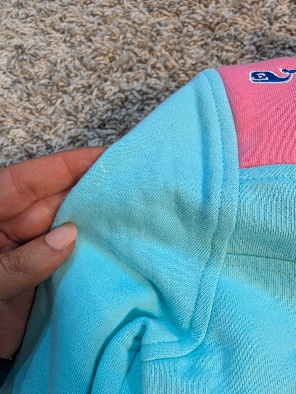 Vineyard Vines - Picture 4 of 6